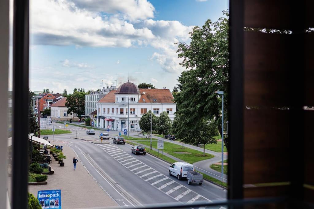 Apartman Lux Self Check-In Virovitica Exteriör bild