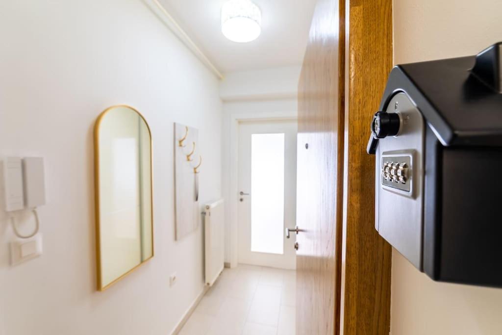 Apartman Lux Self Check-In Virovitica Exteriör bild