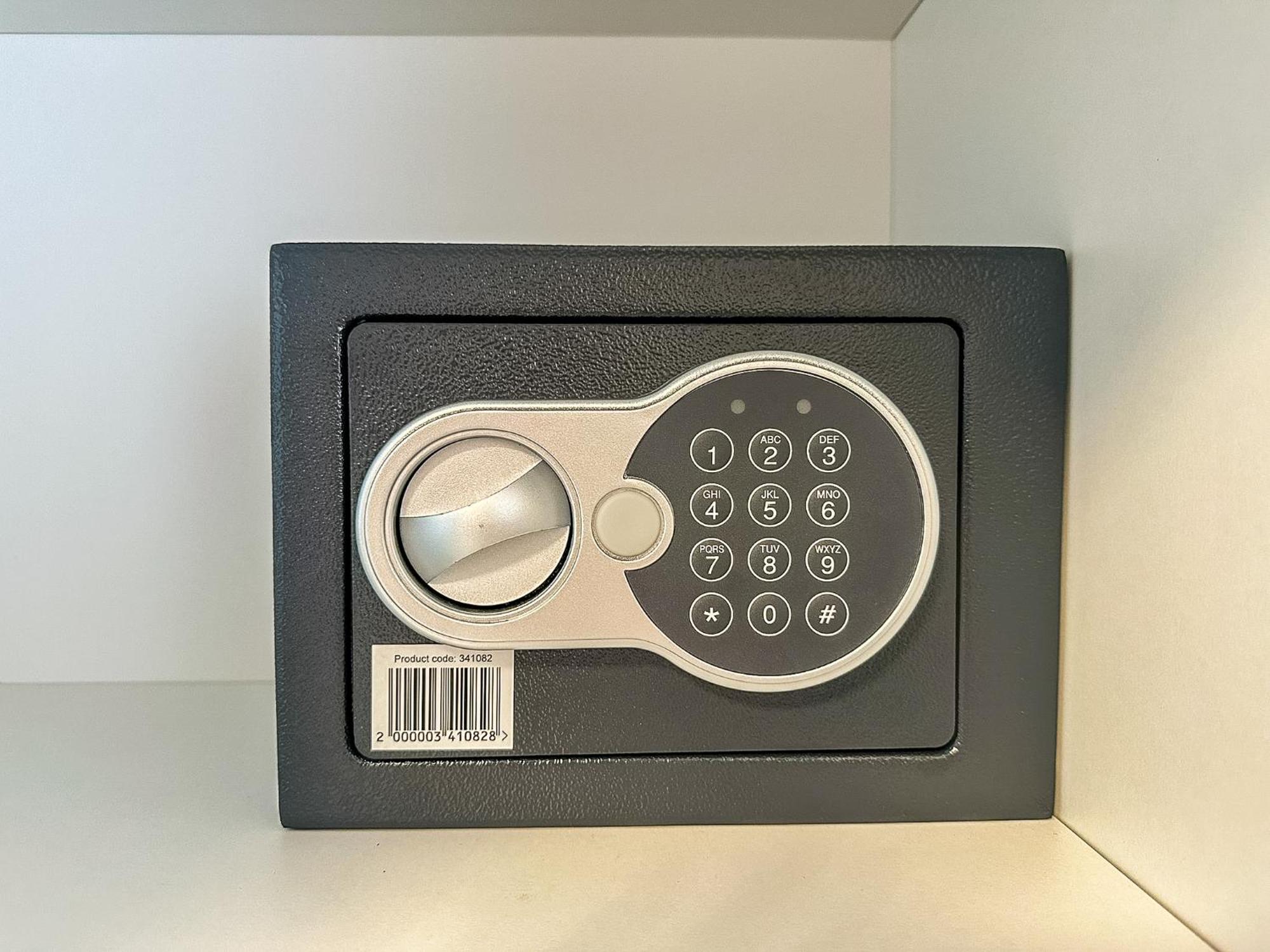 Apartman Lux Self Check-In Virovitica Exteriör bild