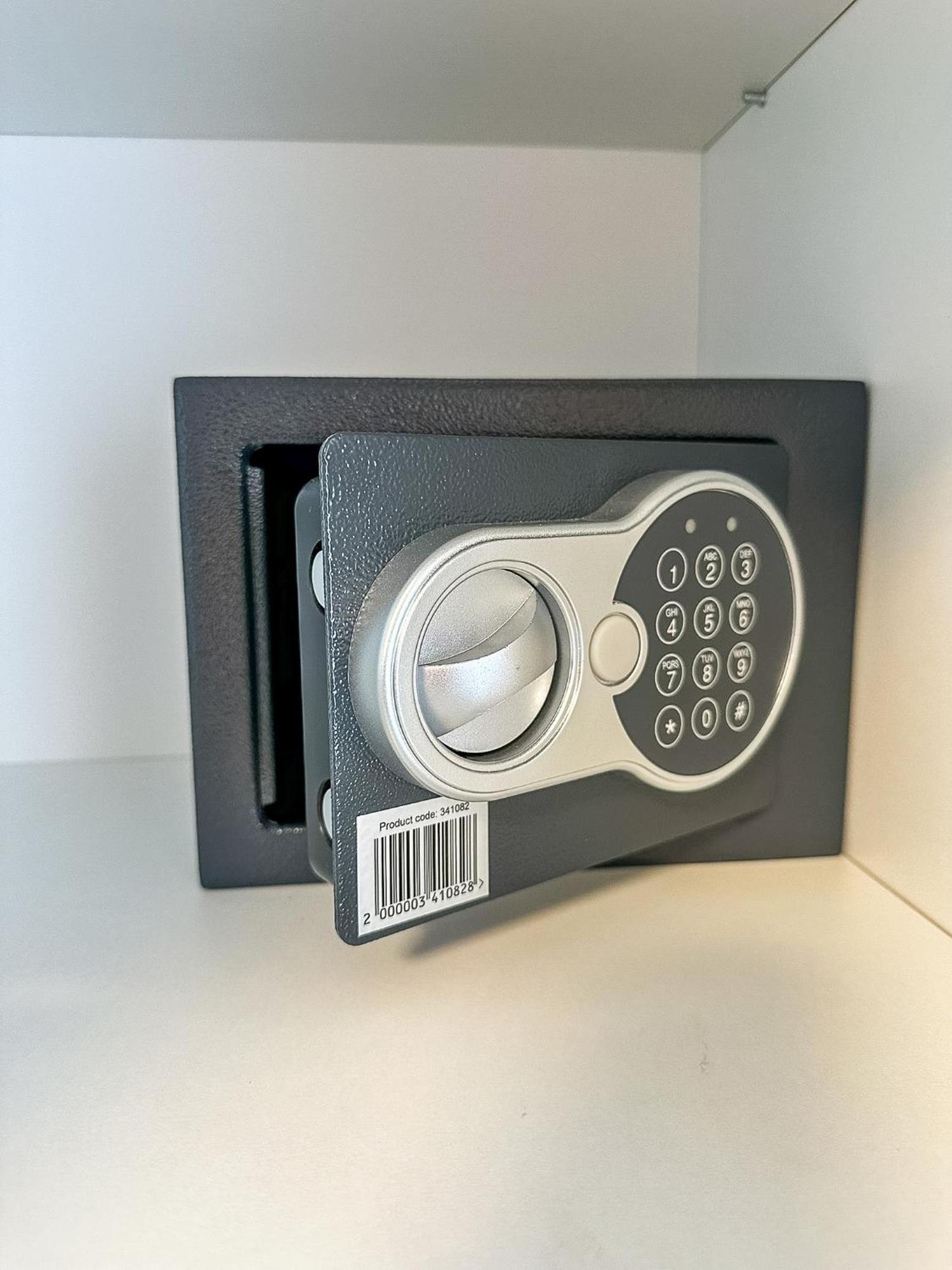 Apartman Lux Self Check-In Virovitica Exteriör bild