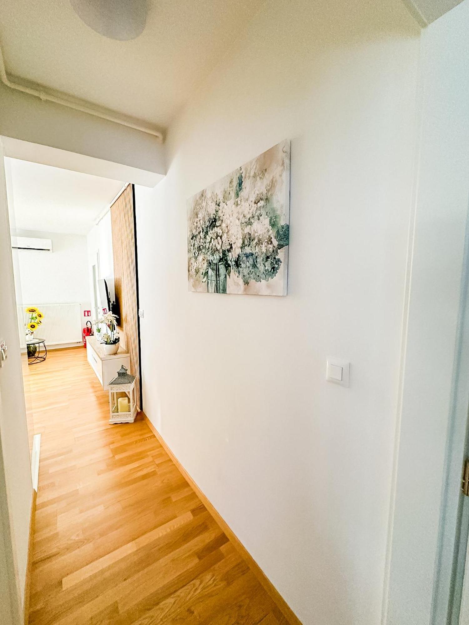 Apartman Lux Self Check-In Virovitica Exteriör bild